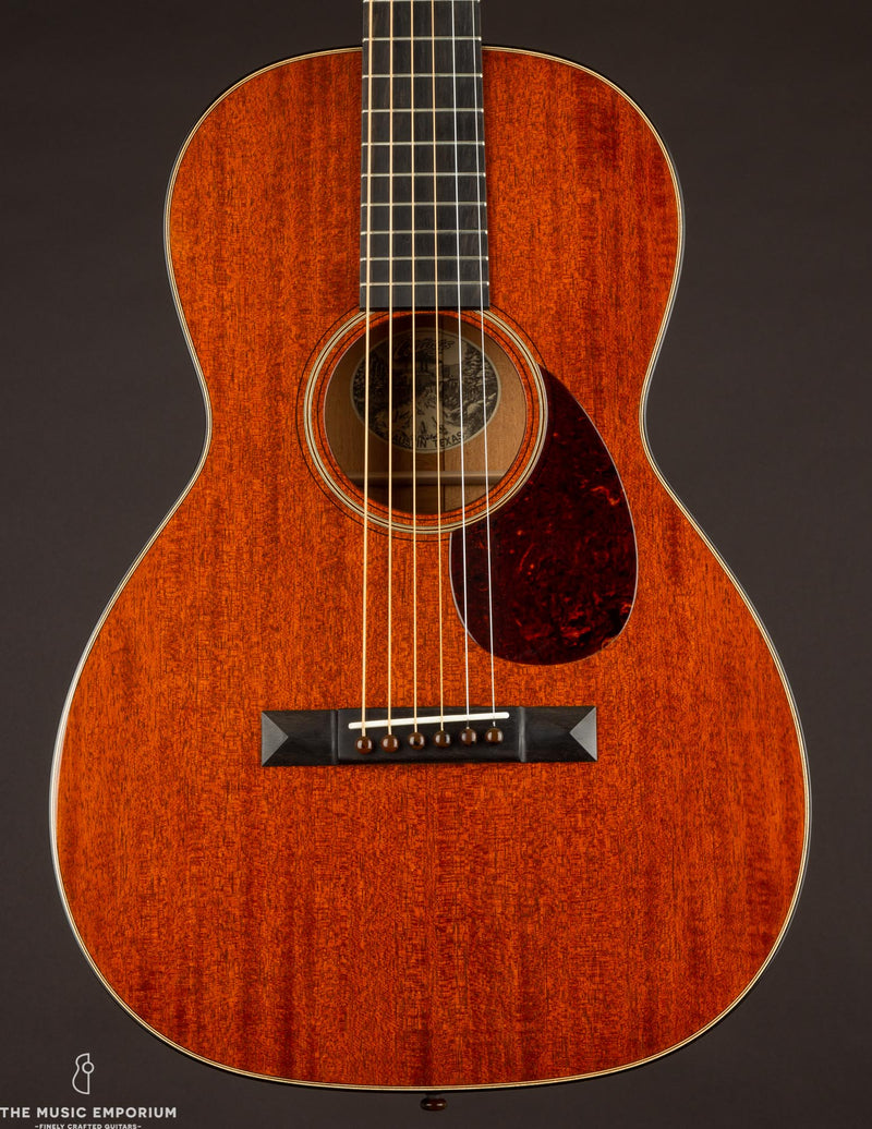Collings 01 12-Fret Traditional All Mahogany