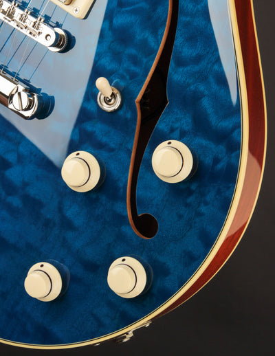 Collings I-35 Deluxe Quilt Sapphire Blue