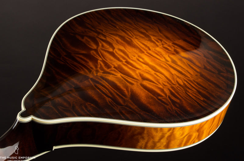 Collings MT2 Quilted Maple Sunburst w/ Collings Case