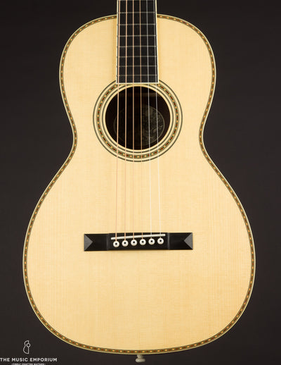 Collings Parlor 2H Deluxe Madagascar & Adirondack Traditional