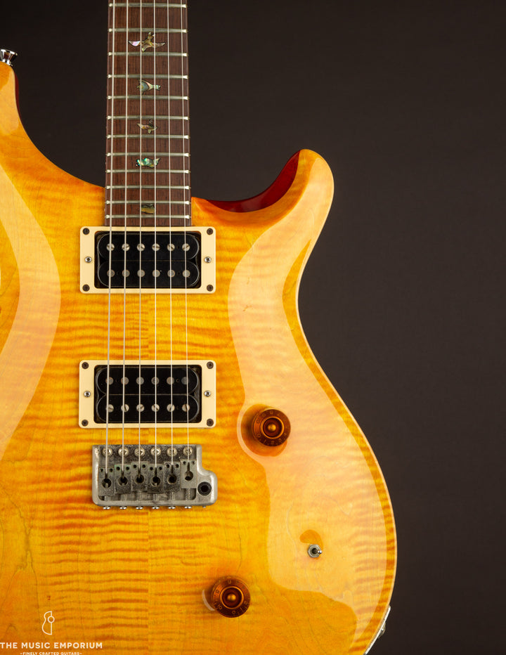 PRS SE CUSTOM24 Vintage Yellow　純正ギグバッグあり PRS SE Custom 24 Electric Guitar - Vintage Yellow | Sweetwater