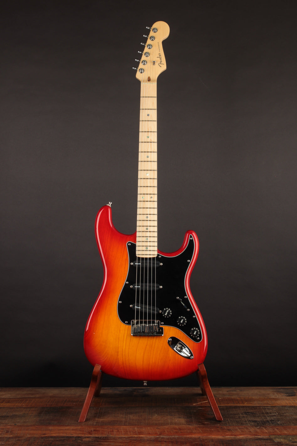 2014 Fender American Deluxe Stratocaster Electric Guitar