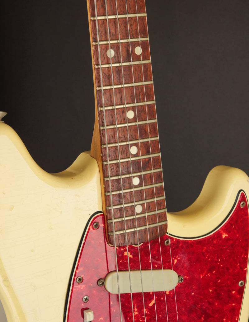 Fender Mustang 1965 – The Guitar Colonel