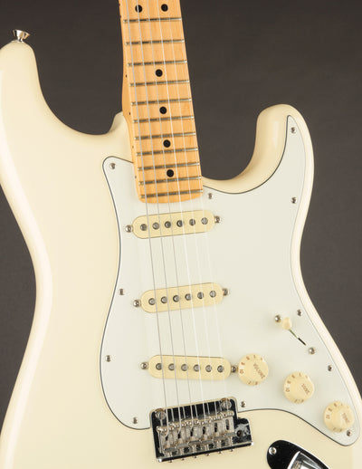Fender American Standard Stratocaster, Olympic White (USED, 2016)