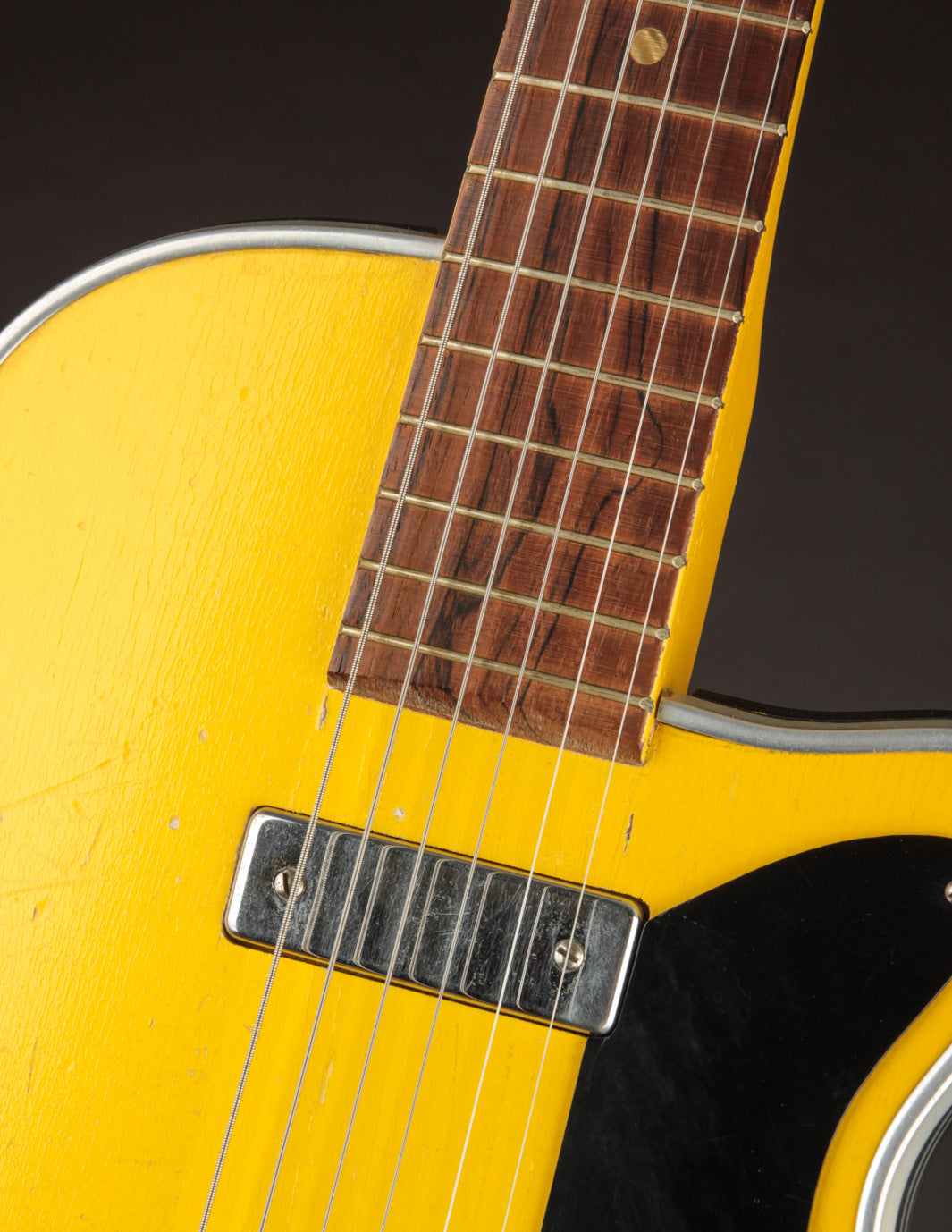 1956 Harmony H42 Stratotone Newport, Yellow | The Music Emporium