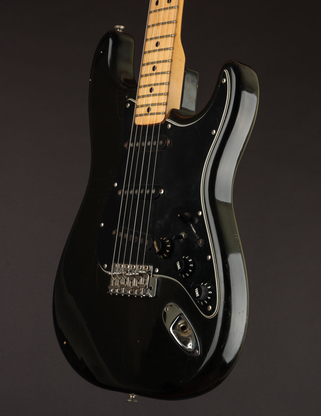 1977 Fender Stratocaster, Black | The Music Emporium