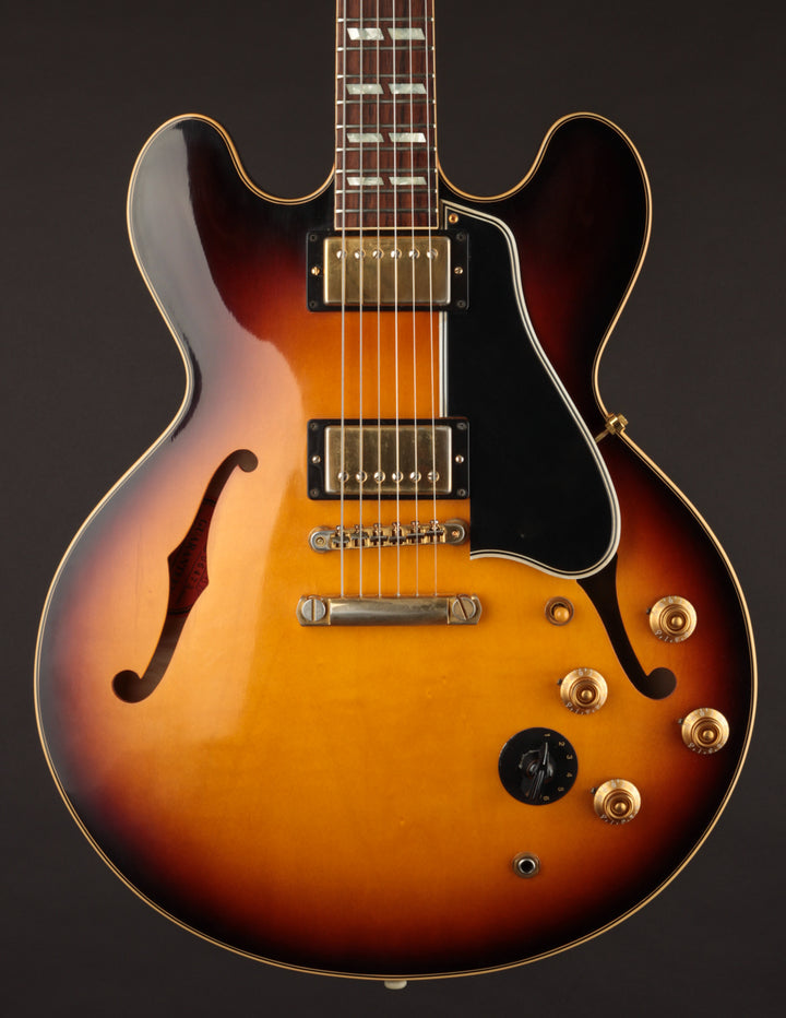 ギター Gibson Memphis Limited Run1964 ES-345TD Gibson Memphis 1964 ES-345TD w/Maestro Sixties Cherry (SN