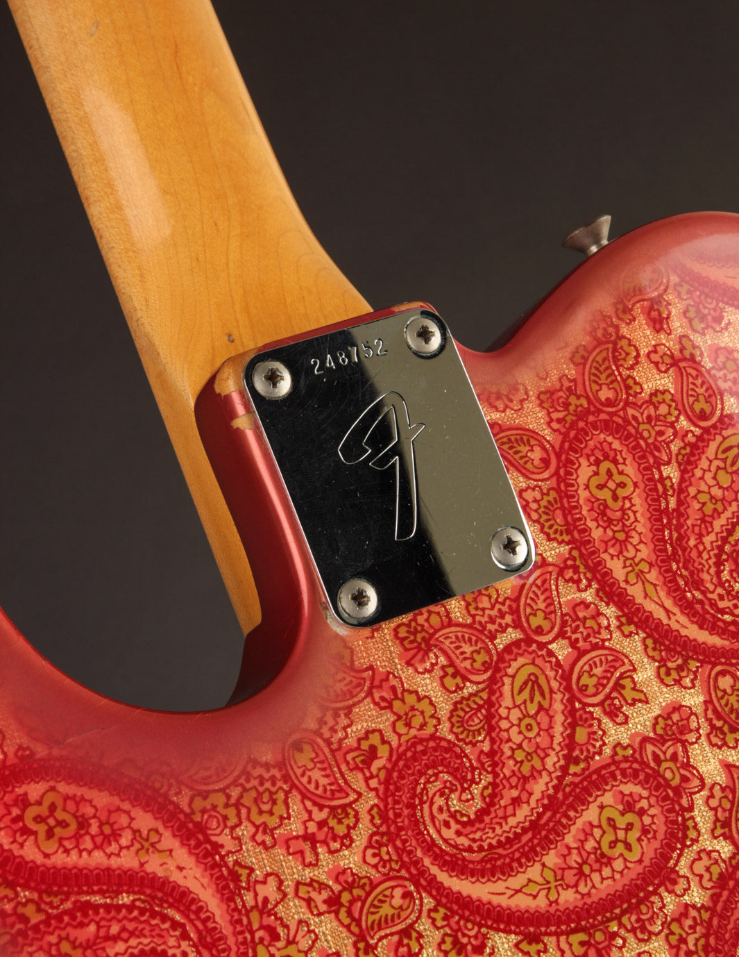 Telecaster Red Paisley（テレキャスター ペイズリー） Fender Telecaster Red Paisley 1968 – Chicago Music Exchange