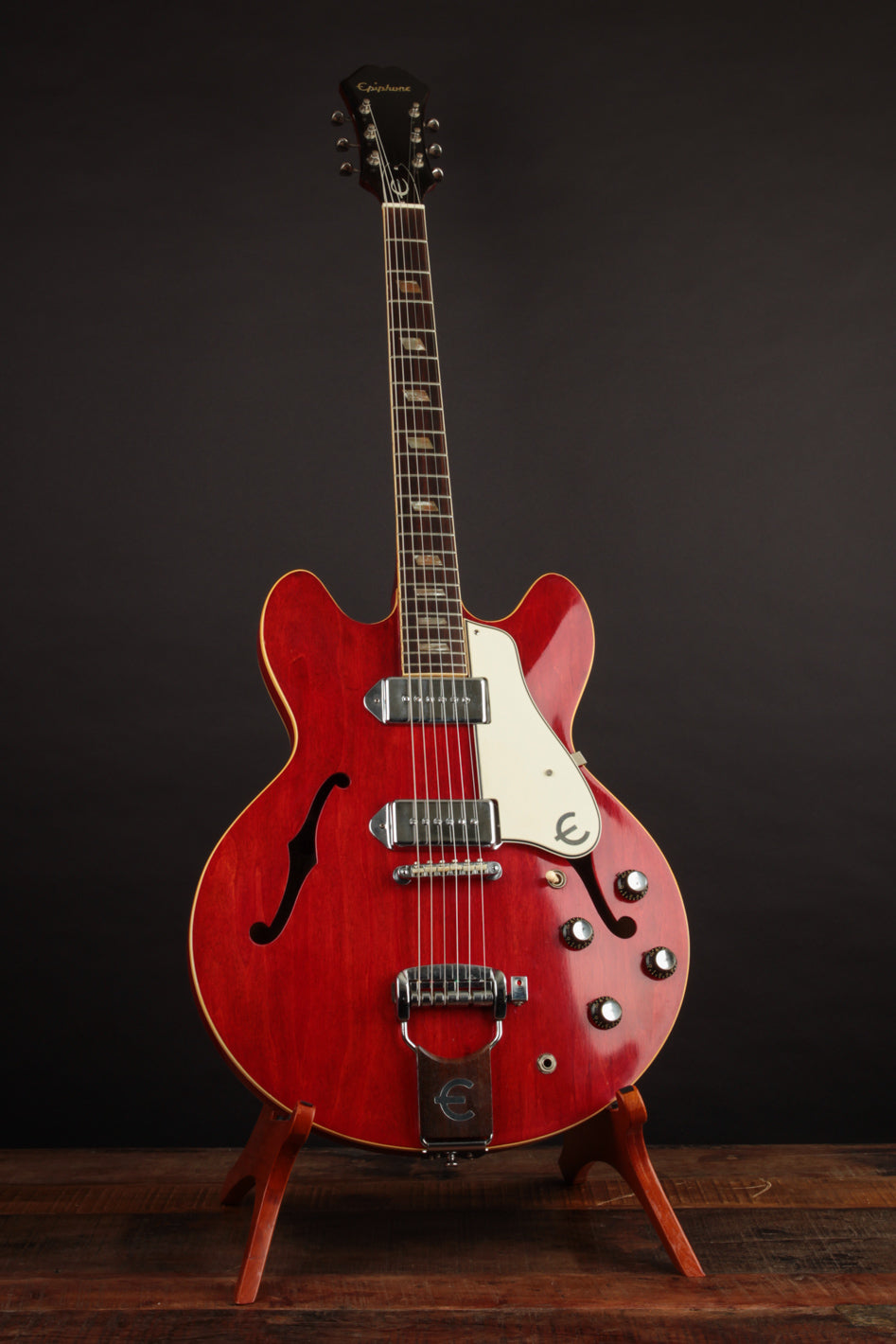 Epiphone Casino 現状販売 1966 Epiphone E230TD Casino, Cherry | The Music Emporium