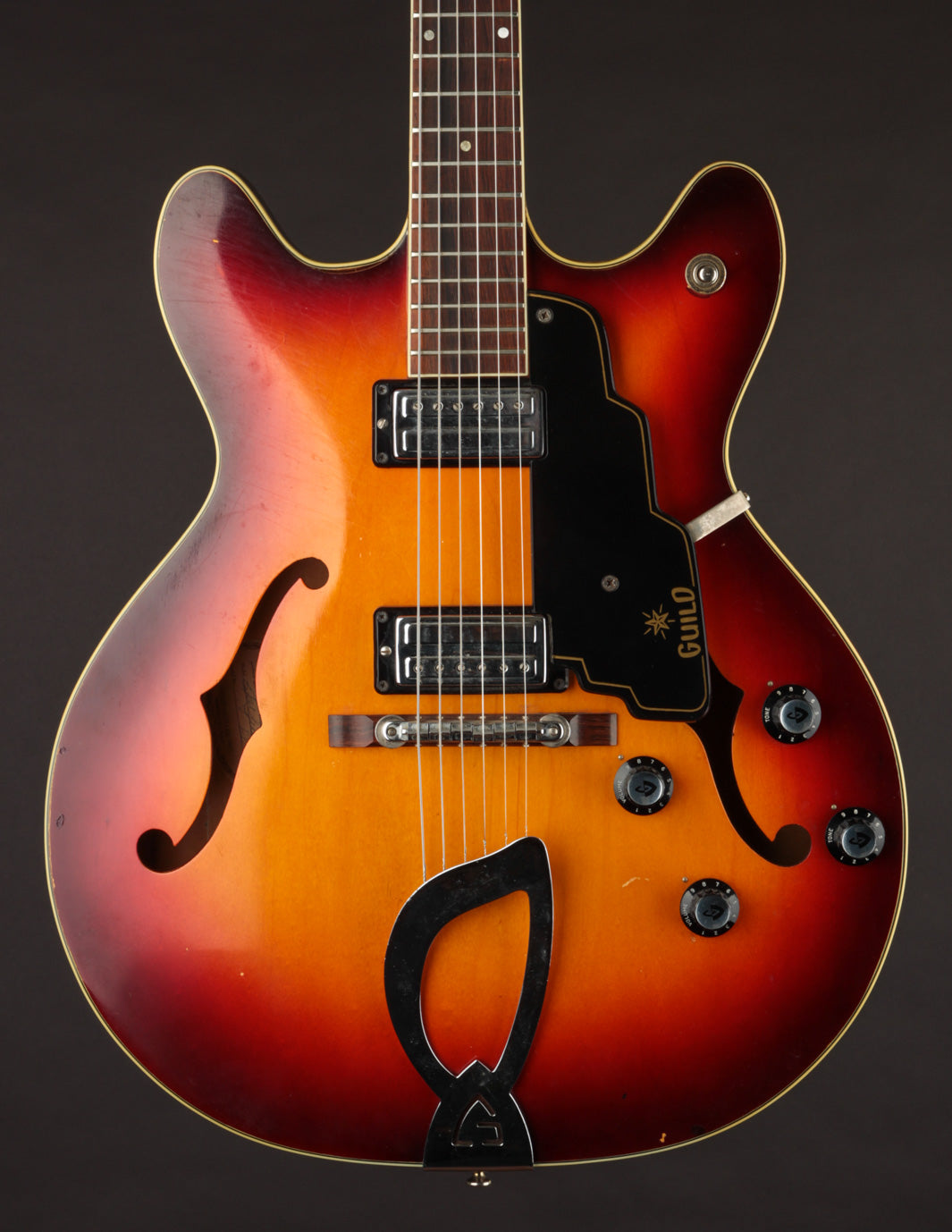Guild Starfire IV Sunburst (1965)