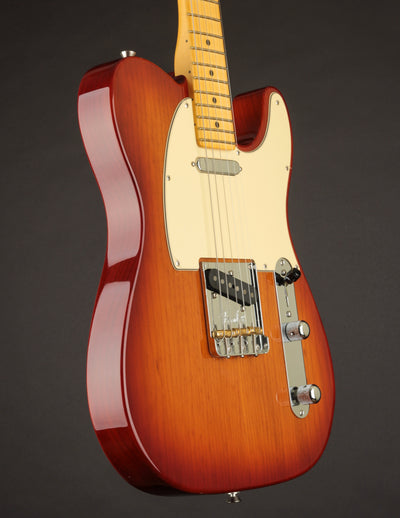 Fender American Professional II Telecaster, Maple Fingerboard, Sienna Sunburst