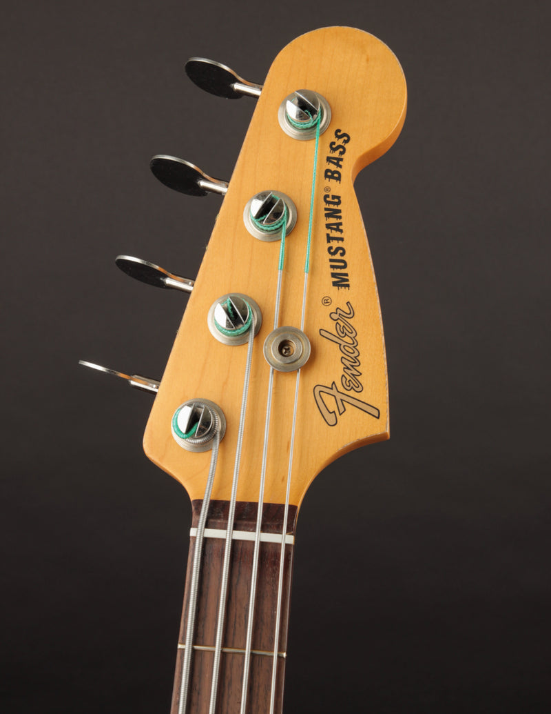Fender JMJ Road Worn Mustang Bass Daphne Blue