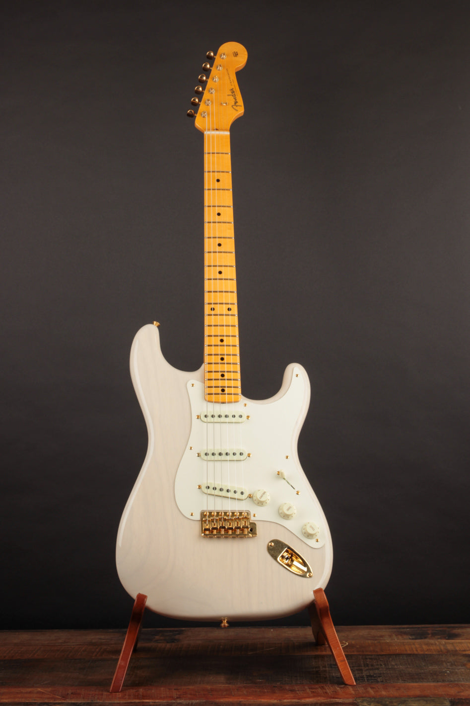 ギター Vintage Custom '57 Stratocaster 57 Stratocaster: Fender Vintage Custom Guitar