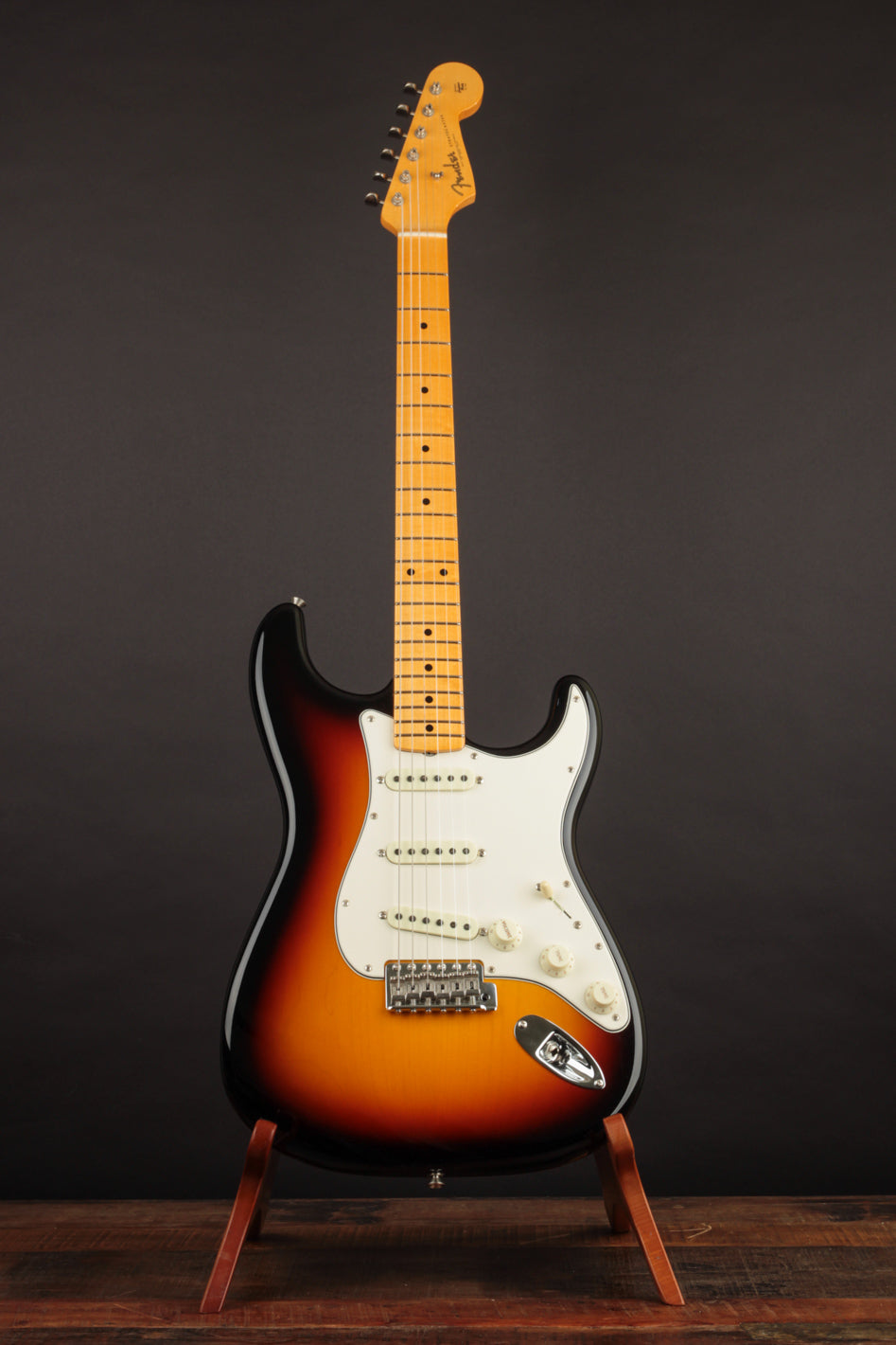 Fender 1962 Stratocaster: Custom Vintage Guitar