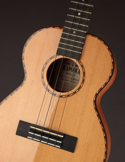 Kamaka HF-3DC Cedar Top Deluxe Tenor