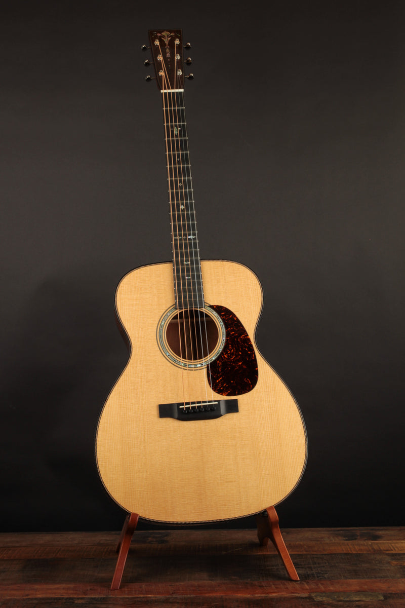 Martin Custom 0000  Sinker Mahogany & VTS Sitka, Torch