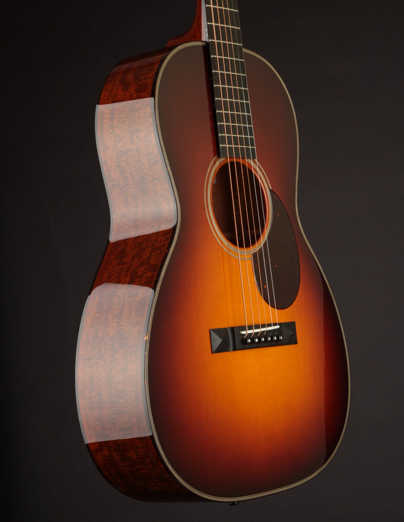 Santa Cruz 00 Figured Mahogany & Adirondack Vintage Sunburst