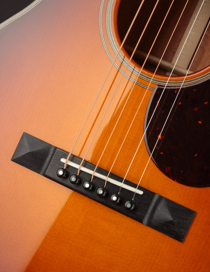Santa Cruz 00 Figured Mahogany & Adirondack Vintage Sunburst
