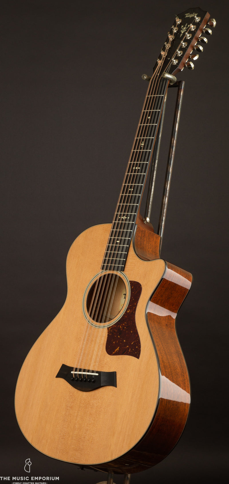 Taylor 552CE 12-String Cedar Top