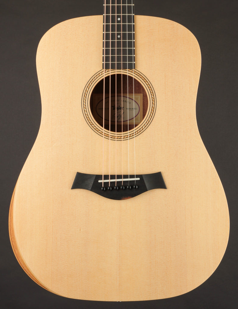 Taylor on sale beginner guitar