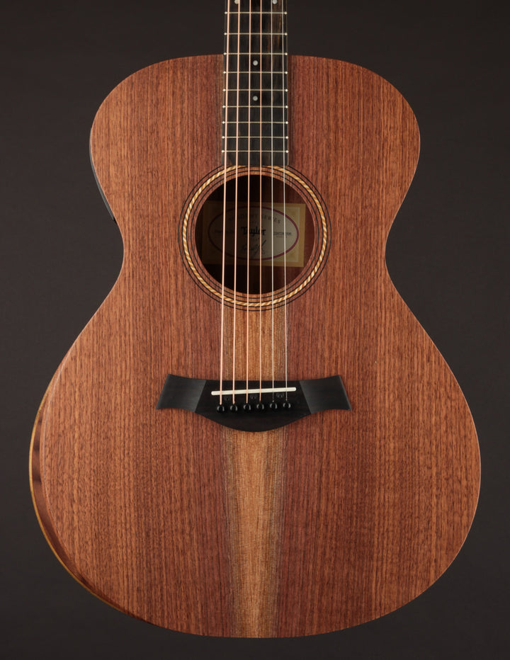 Academy 10e Walnut Acoustic-Electric Guitar | Taylor Guitars